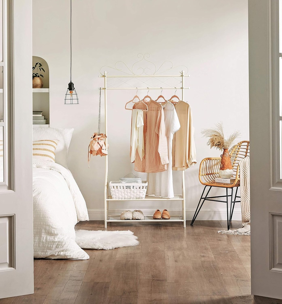 SONGMICS Klasik Tarzda Elbise Askısı, Elbise Çubuklu ve 2 Metal Raflı, 92 x 173 x 41 cm (G x Y x D), Krem Beyaz, Hsr07W