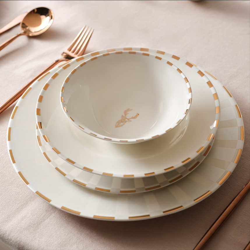 Karaca Elegance Bone Aries Metalic 24 Parça 6 Kişilik New Bone Porselen Metalik Desenli Şık Tasarımlı Yemek Takımı