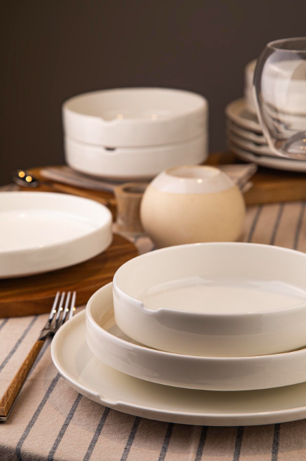 Kütahya Porselen Bone Chef Taste Of 18 Parça 6 Kişilik Şık Yemek Takımı – Günlük ve Özel Davetler İçin