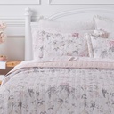 Laura Ashley - King Quilt Set, Reversible Cotton Bedding with Matching Shams, Lightweight Home Decor for All Seasons