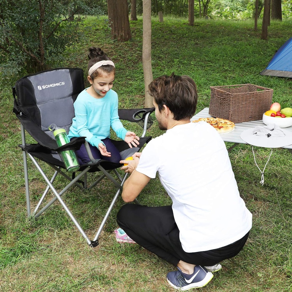 SONGMICS XL Köpük Yastıklı Katlanır Kamp Sandalyesi, Dış Mekan Sandalyesi Siyah GCB07BK